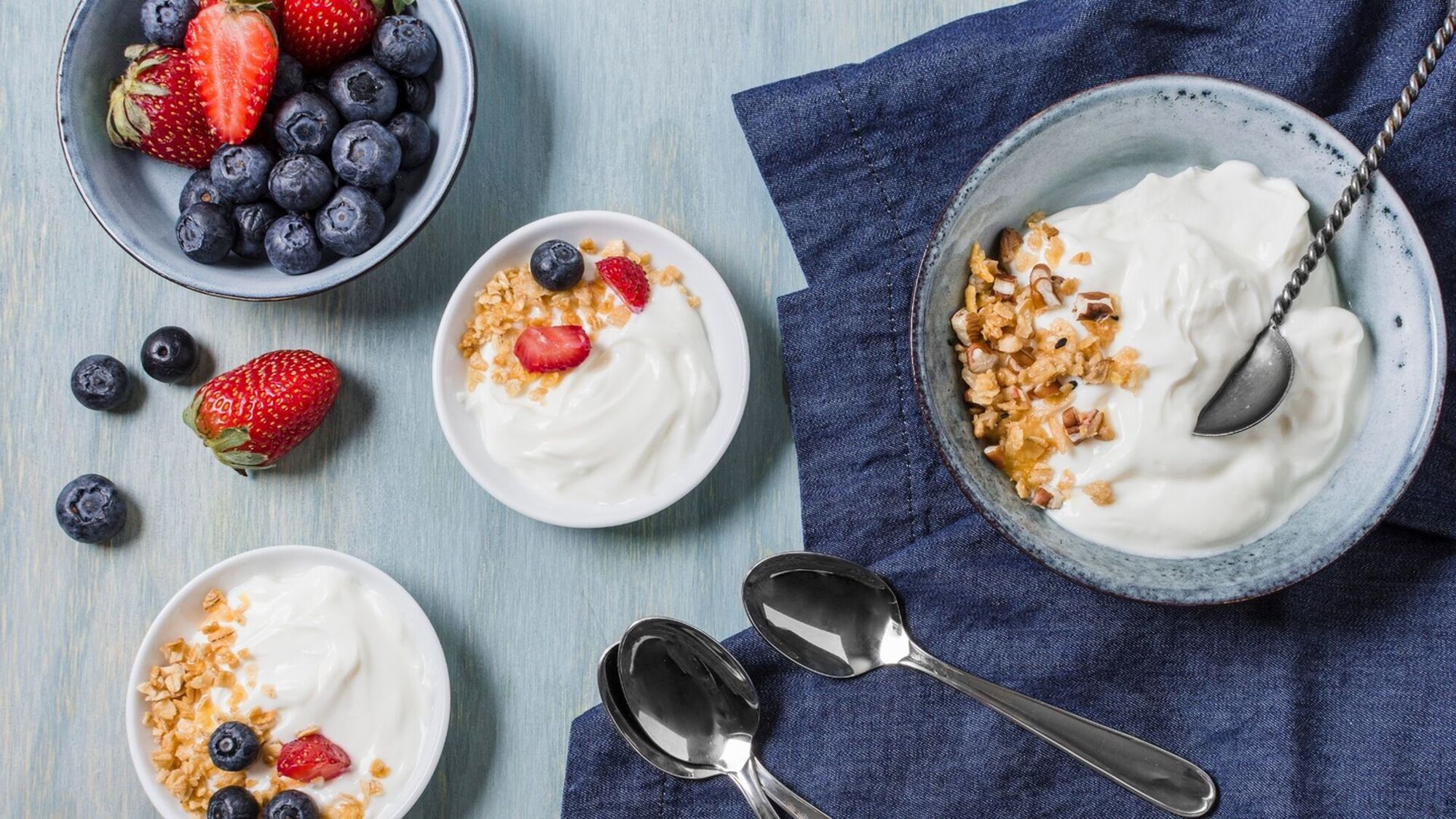 Lo yogurt: alleato gustoso per corpo e mente, perfetto per l’estate