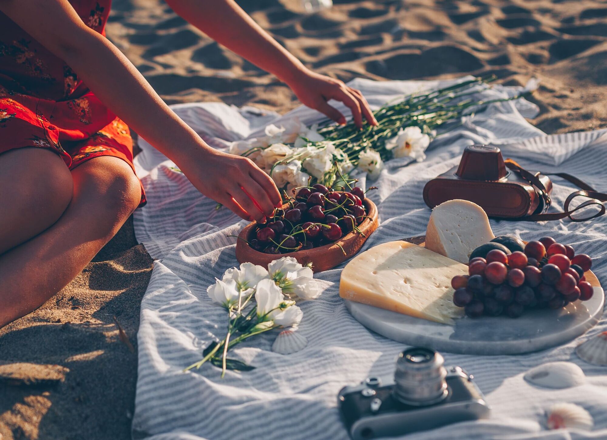 Il piacere del picnic: una tavola sotto il cielo
